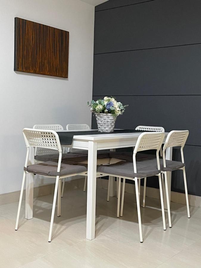 Apartament Rodzinny Ostrowiec Sw Ostrowiec Świętokrzyski Extérieur photo